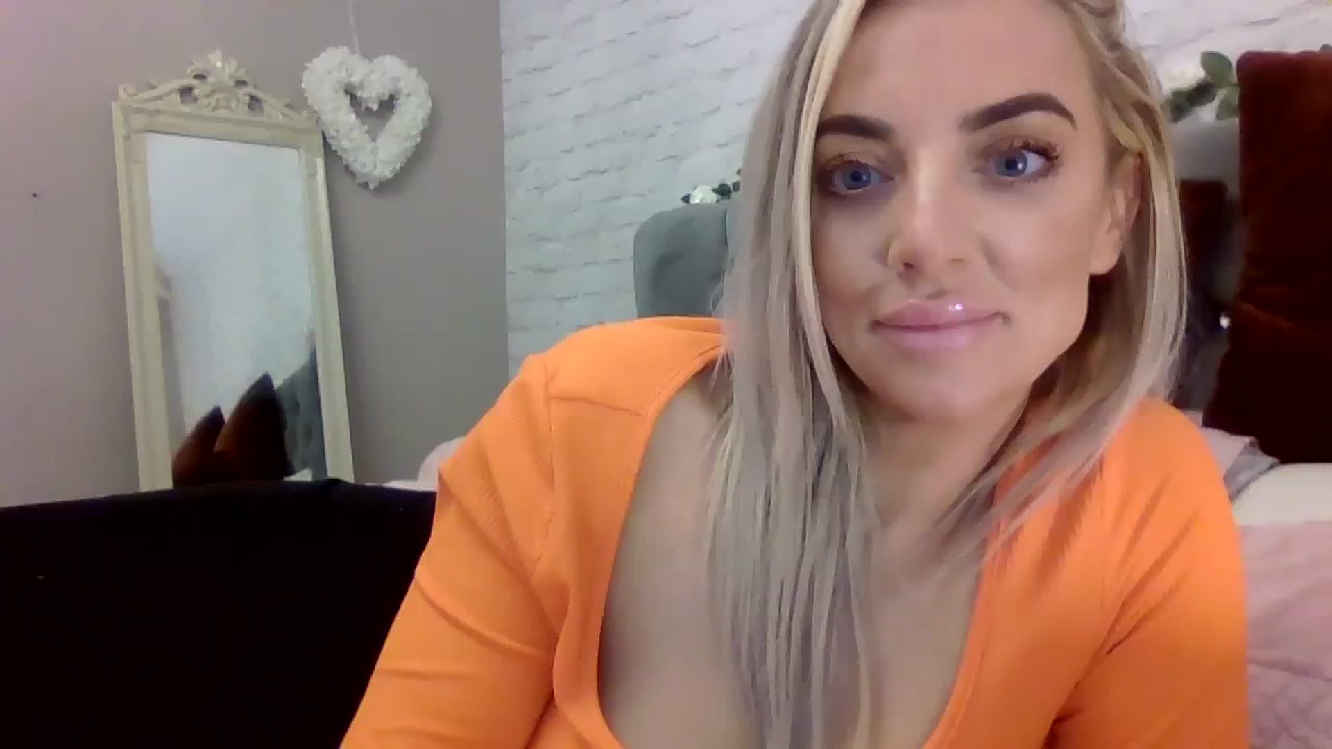 Gallery image thumbnail from Cherry_sour's myfreecams stream on, 11/23/2023, 13:39 image 2 of 20