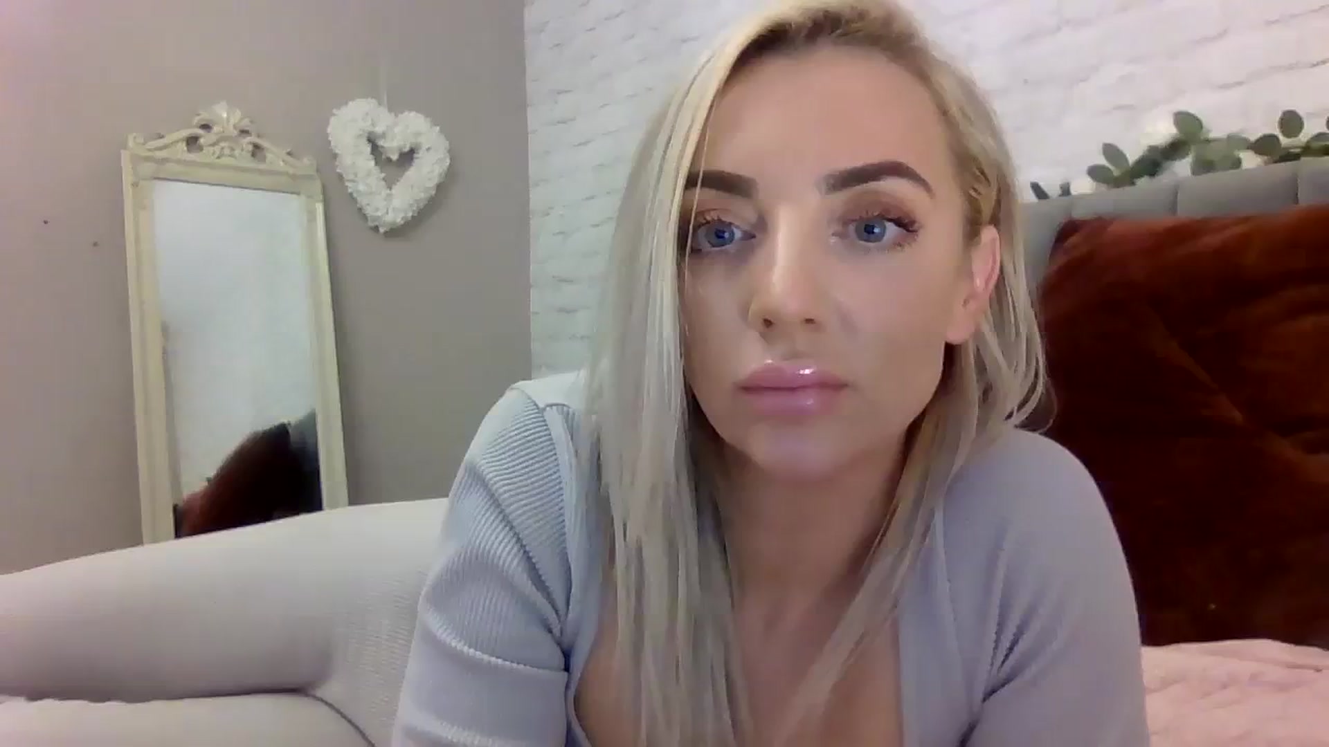 Gallery image thumbnail from Cherry_sour's myfreecams stream on, 11/24/2023, 11:57 image 14 of 20