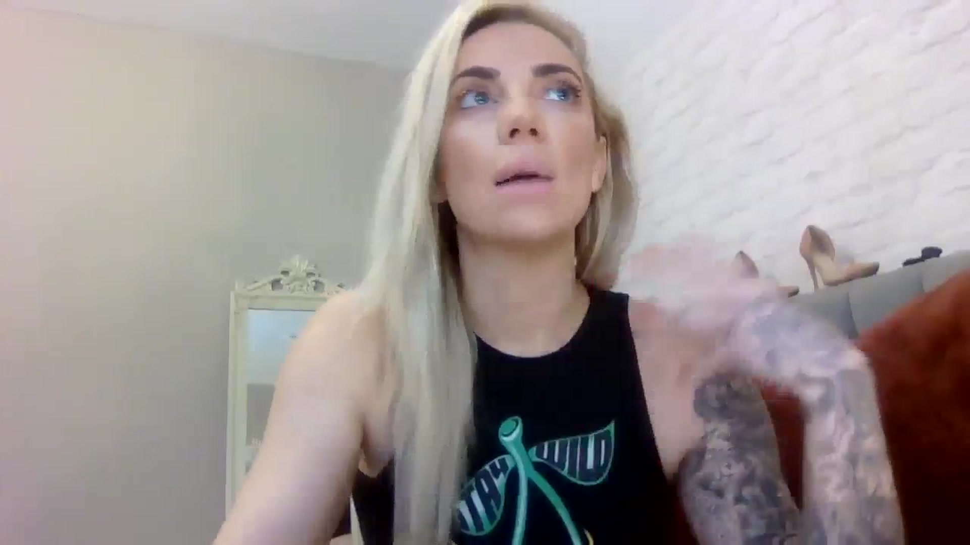 Gallery image thumbnail from Cherry_sour's myfreecams stream on, 12/01/2023, 15:22 image 10 of 20
