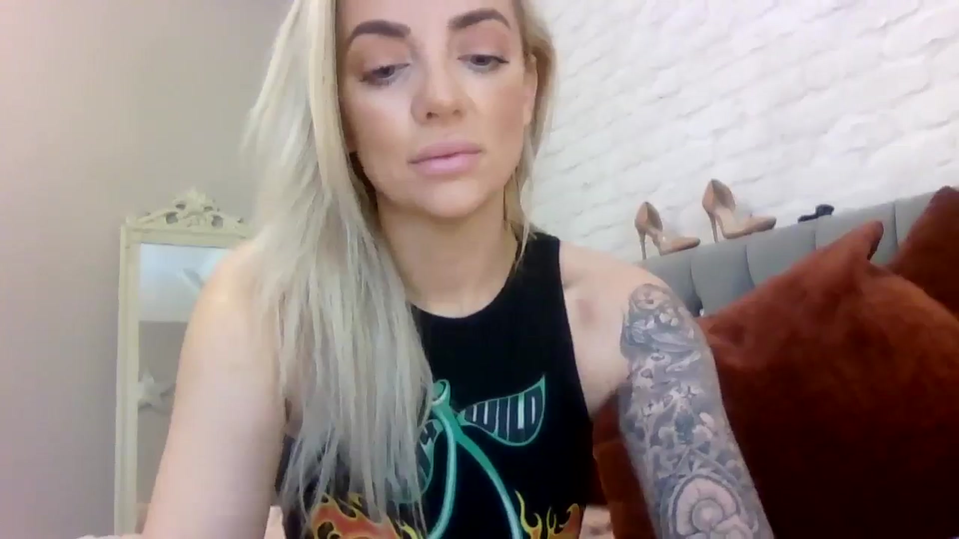 Gallery image thumbnail from Cherry_sour's myfreecams stream on, 12/01/2023, 15:22 image 4 of 20