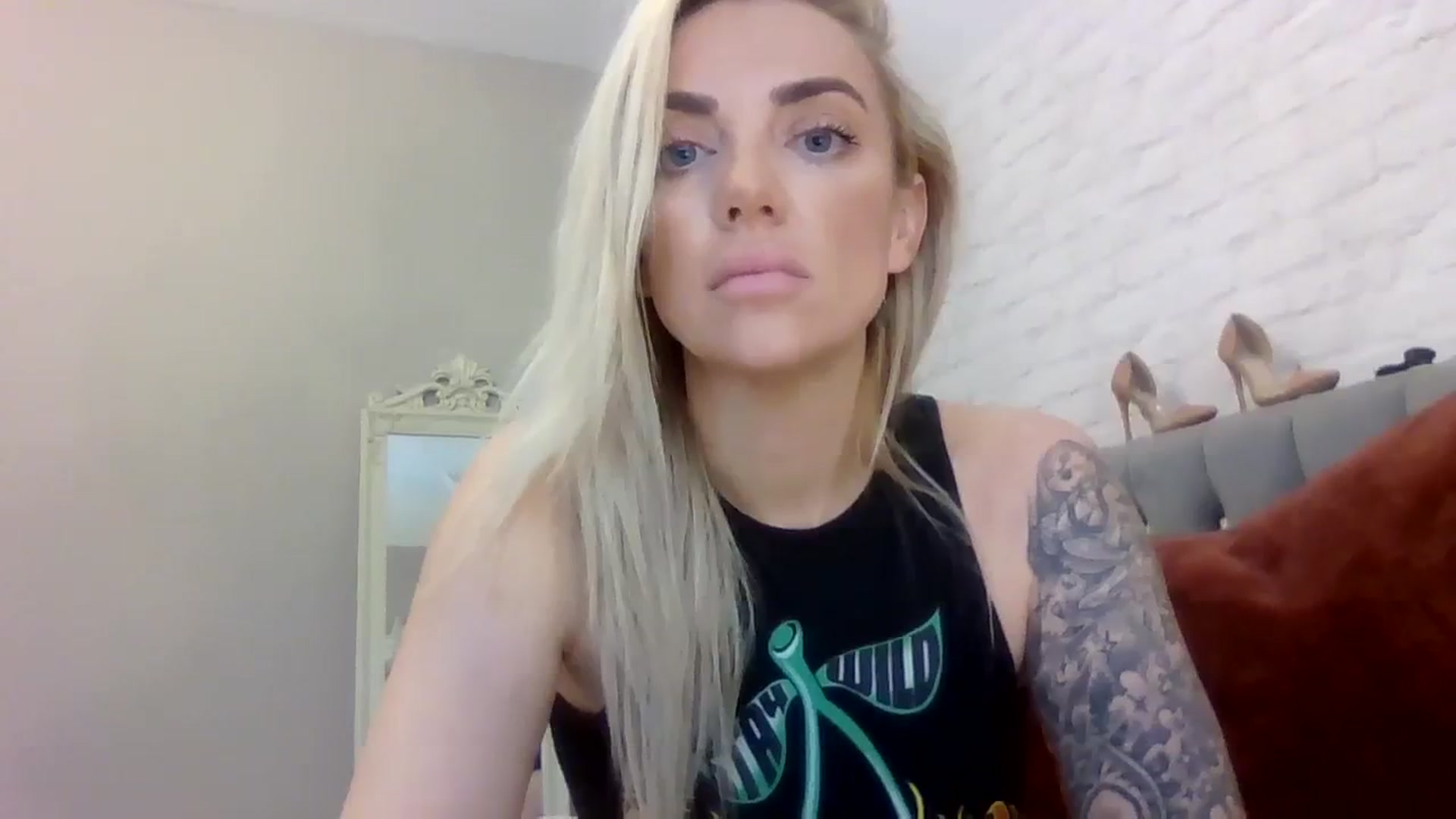 Gallery image thumbnail from Cherry_sour's myfreecams stream on, 12/01/2023, 15:22 image 7 of 20