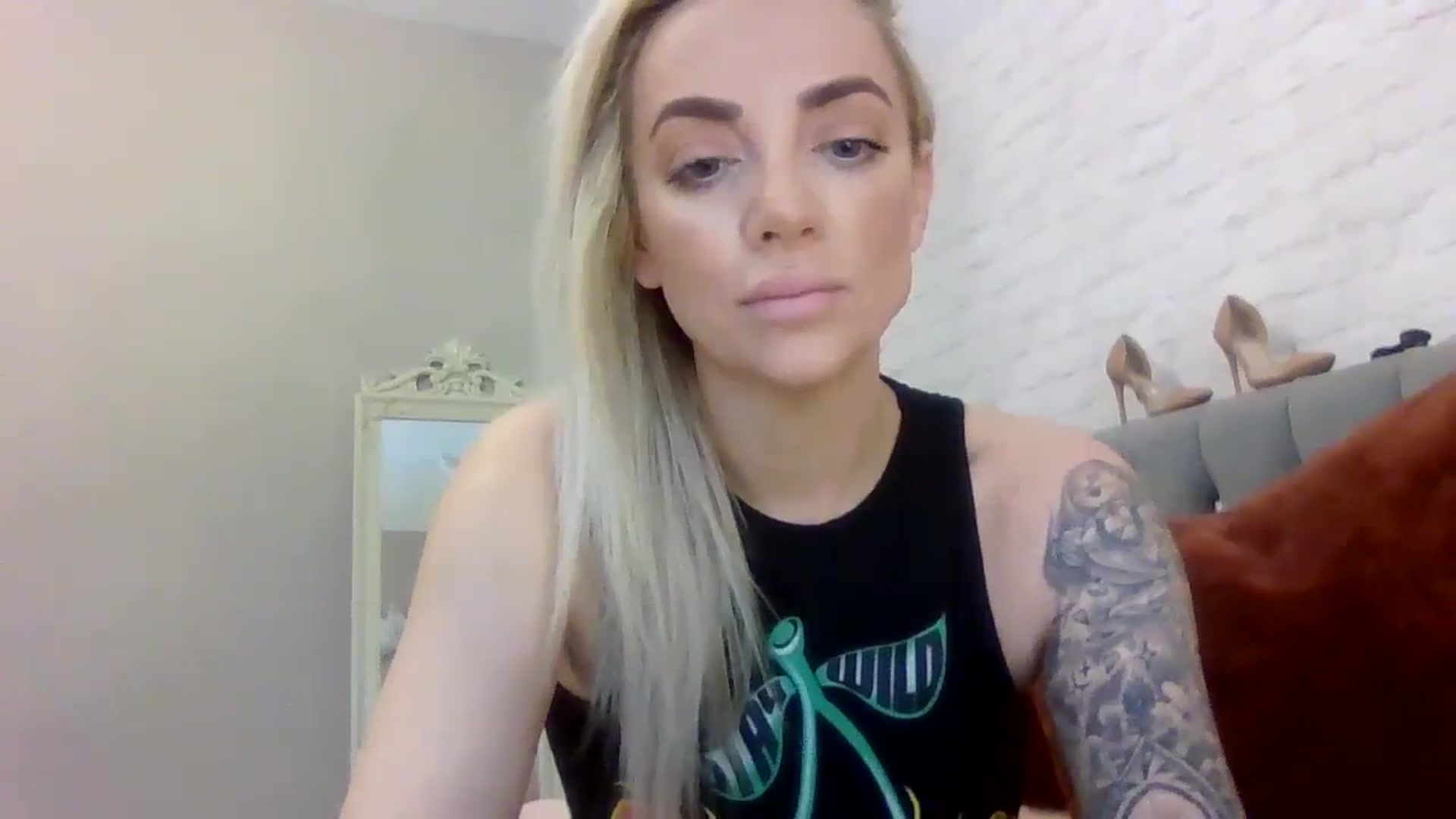 Gallery image thumbnail from Cherry_sour's myfreecams stream on, 12/01/2023, 15:22 image 8 of 20