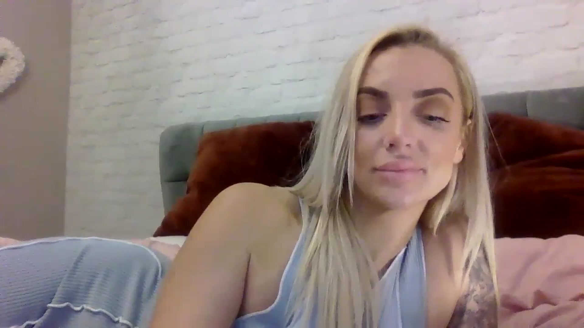 Gallery image thumbnail from Cherry_sour's myfreecams stream on, 12/04/2023, 13:13 image 9 of 20