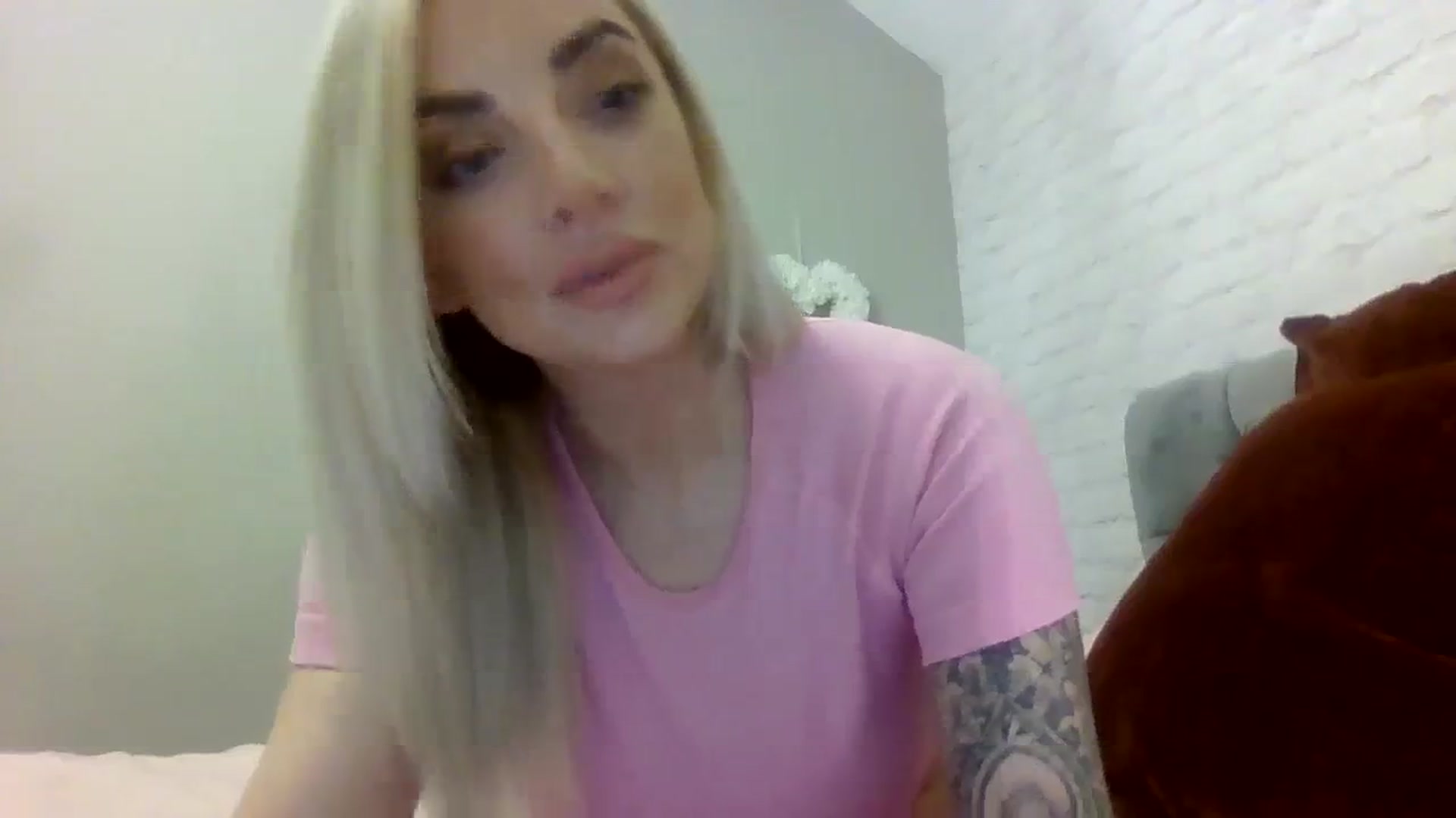 Gallery image thumbnail from Cherry_sour's myfreecams stream on, 12/05/2023, 11:36 image 3 of 20
