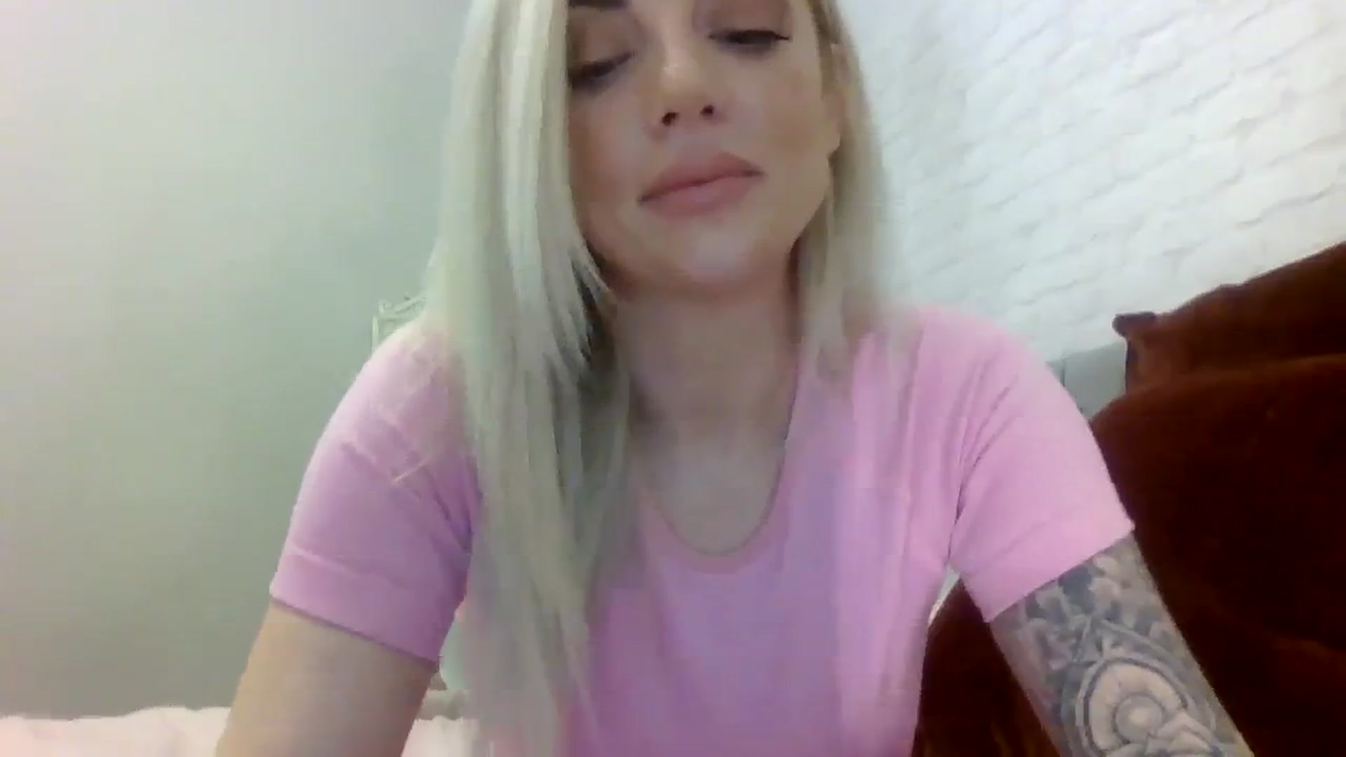 Gallery image thumbnail from Cherry_sour's myfreecams stream on, 12/05/2023, 11:36 image 8 of 20