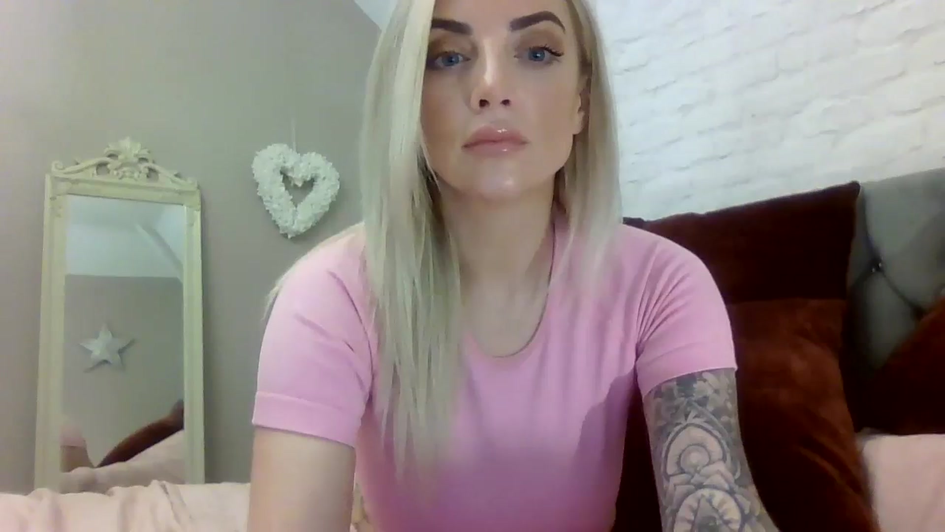 Gallery image thumbnail from Cherry_sour's myfreecams stream on, 12/05/2023, 12:22 image 7 of 20