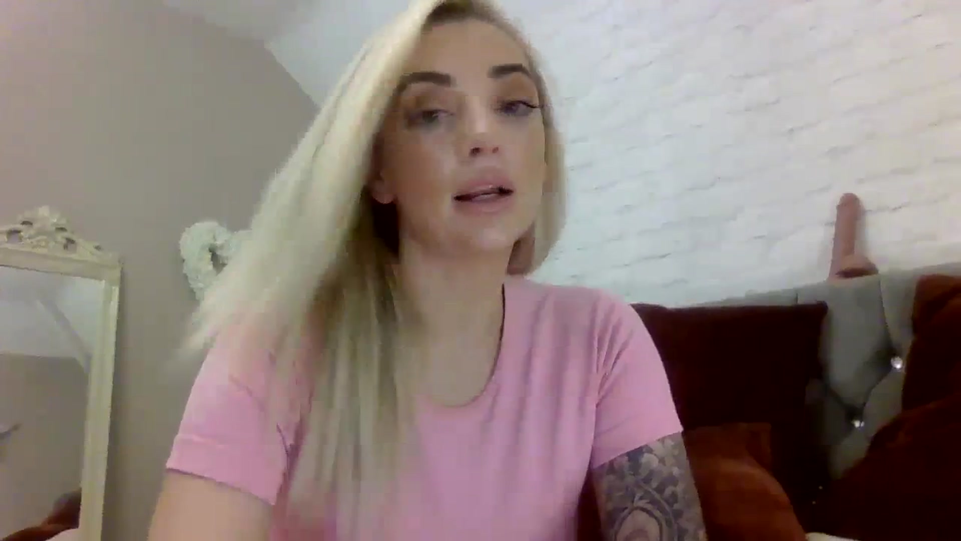 Gallery image thumbnail from Cherry_sour's myfreecams stream on, 12/05/2023, 12:22 image 16 of 20