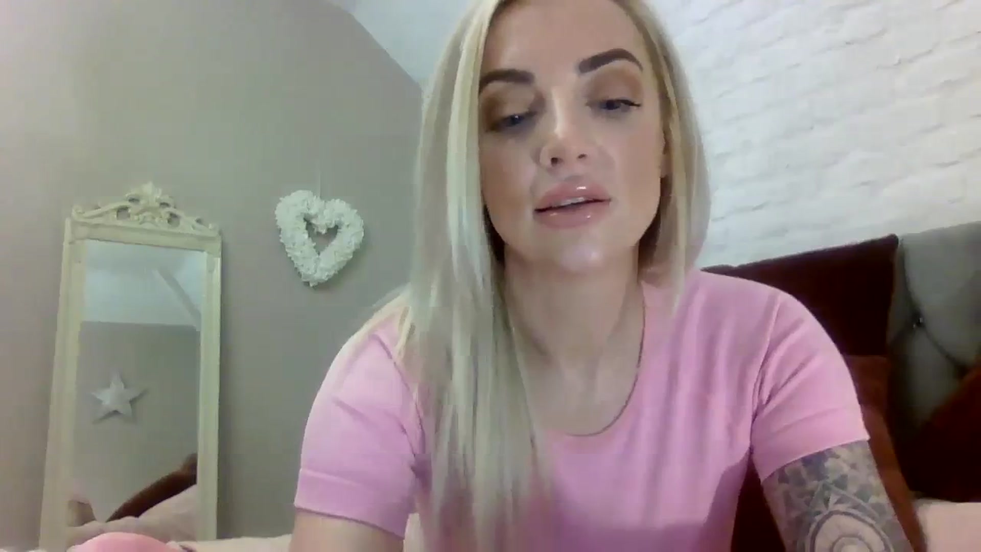 Gallery image thumbnail from Cherry_sour's myfreecams stream on, 12/05/2023, 12:22 image 2 of 20