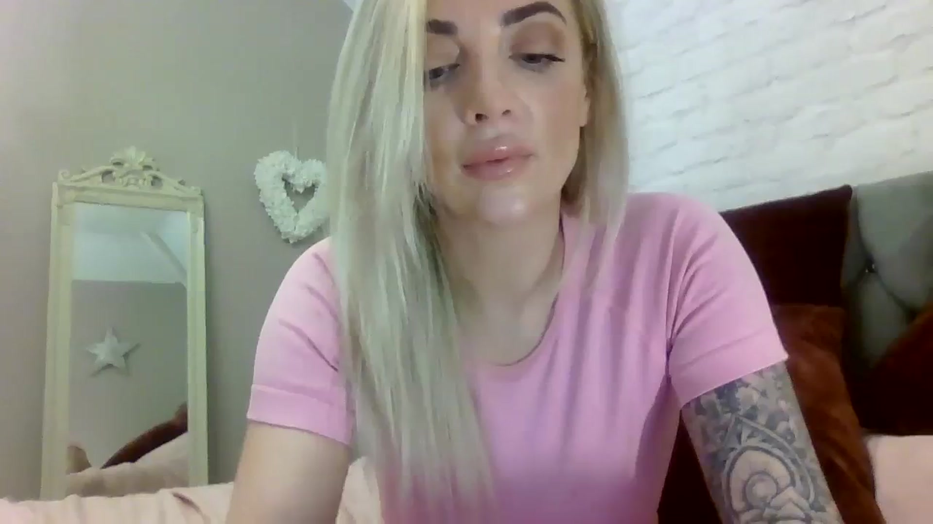 Gallery image thumbnail from Cherry_sour's myfreecams stream on, 12/05/2023, 12:22 image 5 of 20