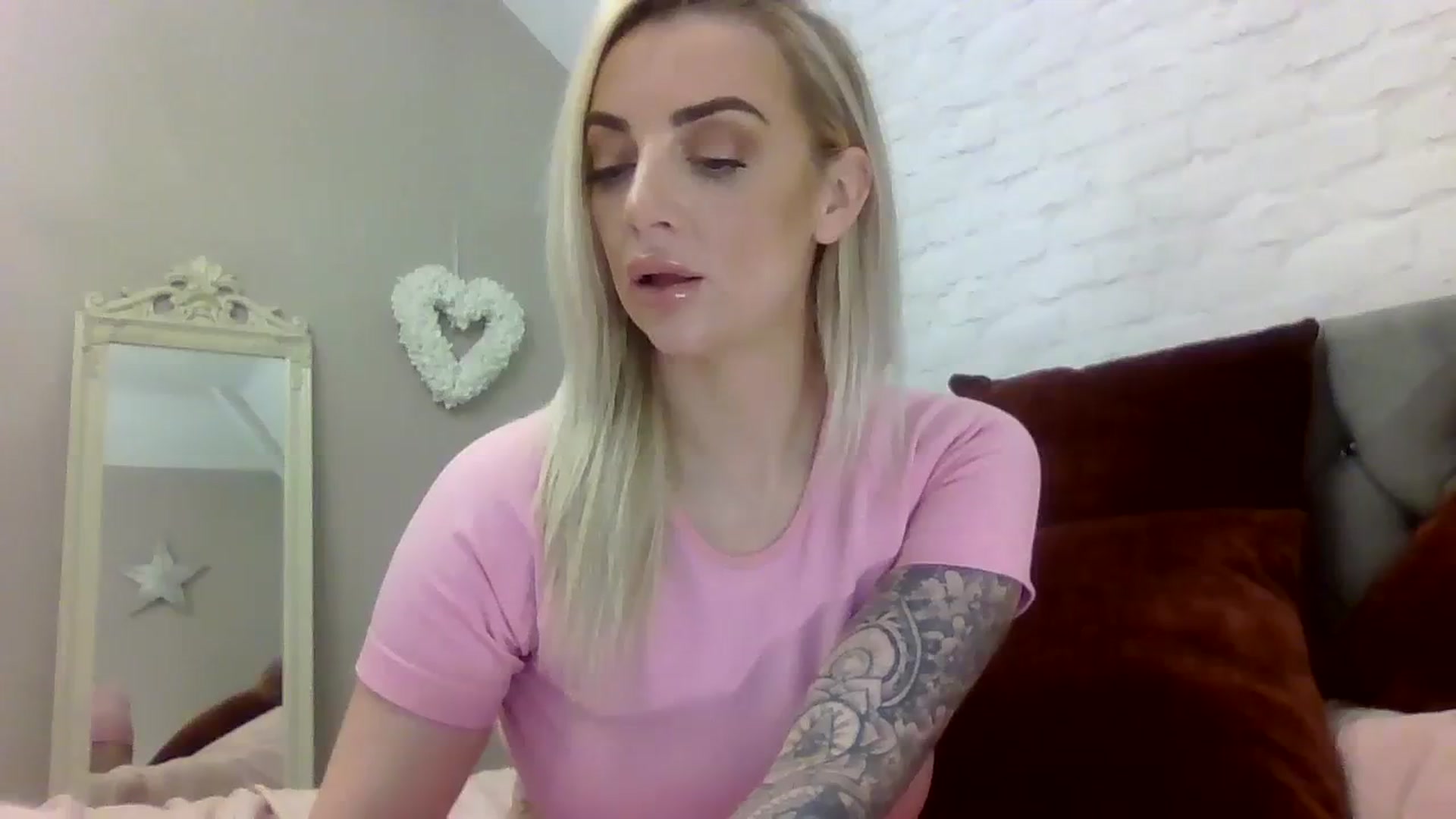 Gallery image thumbnail from Cherry_sour's myfreecams stream on, 12/05/2023, 12:22 image 8 of 20