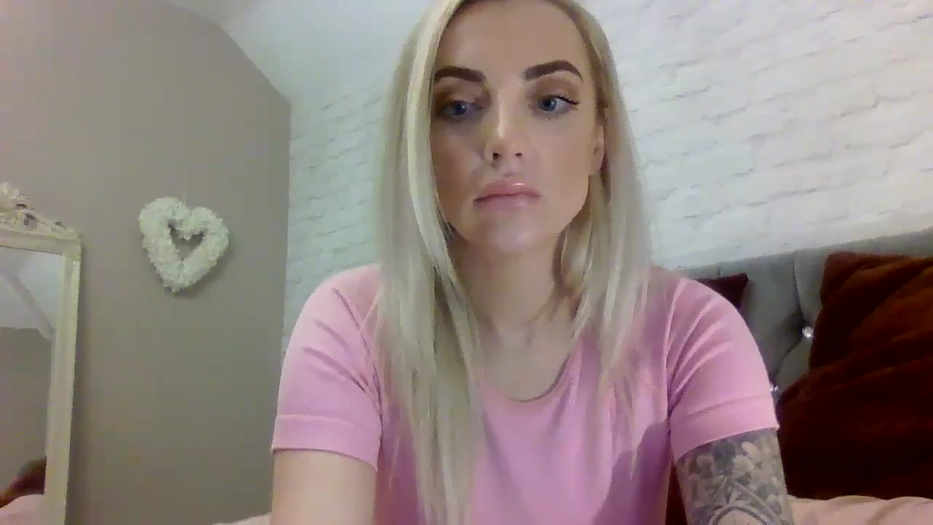 Gallery image thumbnail from Cherry_sour's myfreecams stream on, 12/05/2023, 14:04 image 4 of 20