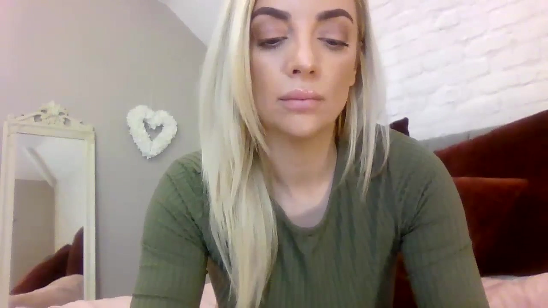 Gallery image thumbnail from Cherry_sour's myfreecams stream on, 12/06/2023, 11:52 image 19 of 20