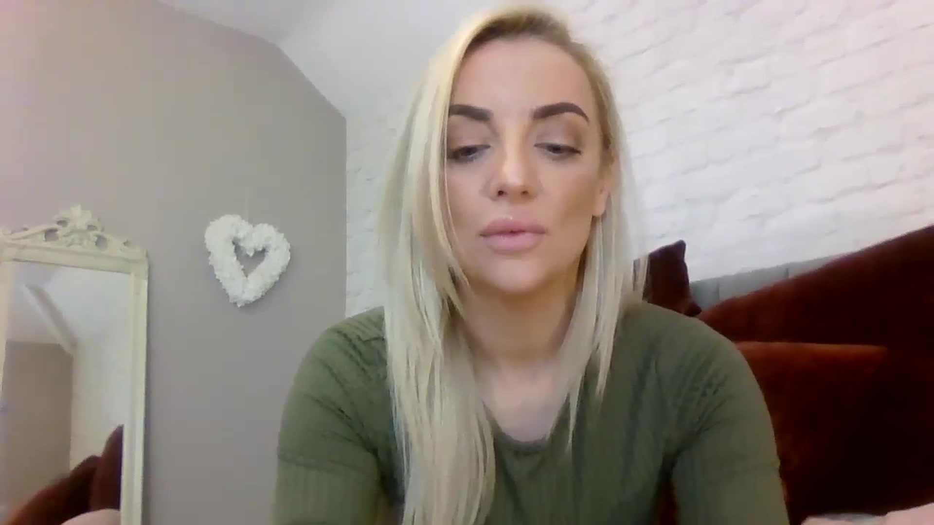 Gallery image thumbnail from Cherry_sour's myfreecams stream on, 12/06/2023, 11:52 image 12 of 20