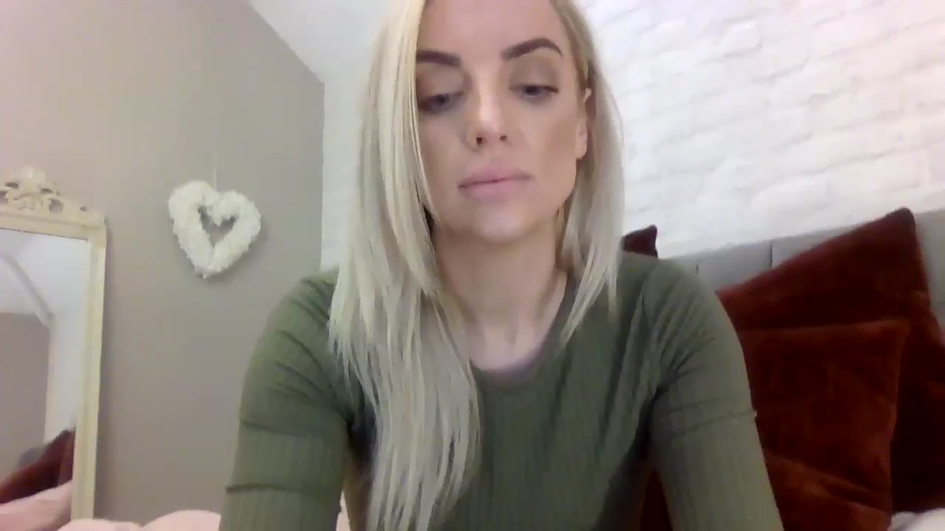 Gallery image thumbnail from Cherry_sour's myfreecams stream on, 12/06/2023, 14:12 image 8 of 20