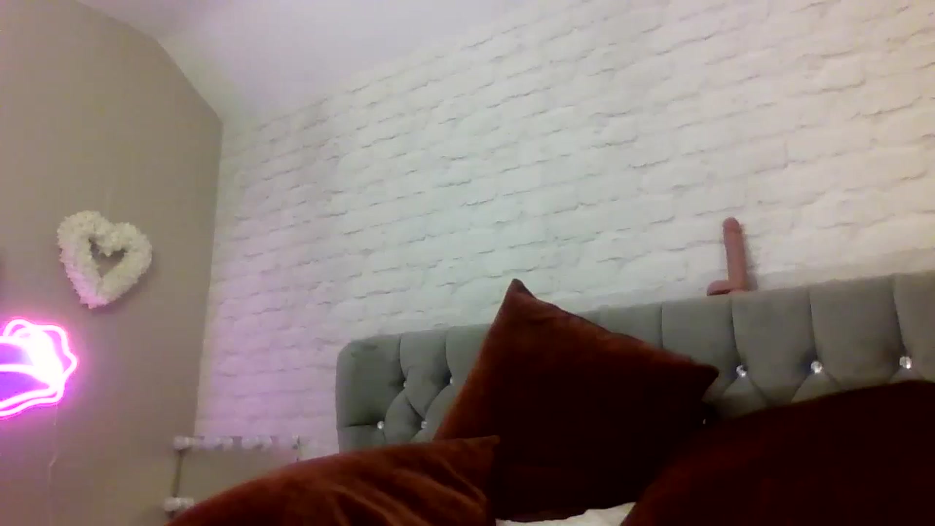 Gallery image thumbnail from Cherry_sour's myfreecams stream on, 12/12/2023, 16:00 image 4 of 20