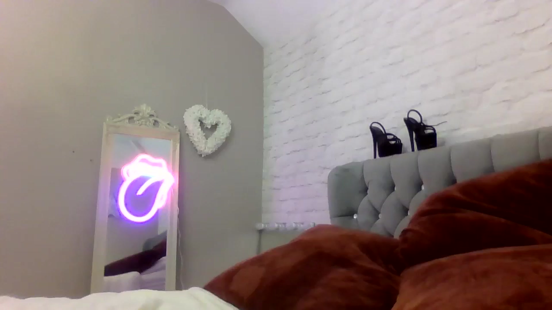 Gallery image thumbnail from Cherry_sour's myfreecams stream on, 12/13/2023, 13:11 image 9 of 20