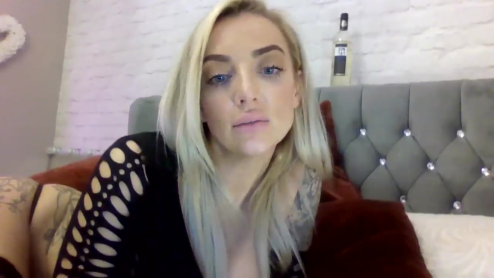 Gallery image thumbnail from Cherry_sour's myfreecams stream on, 12/13/2023, 14:24 image 19 of 20