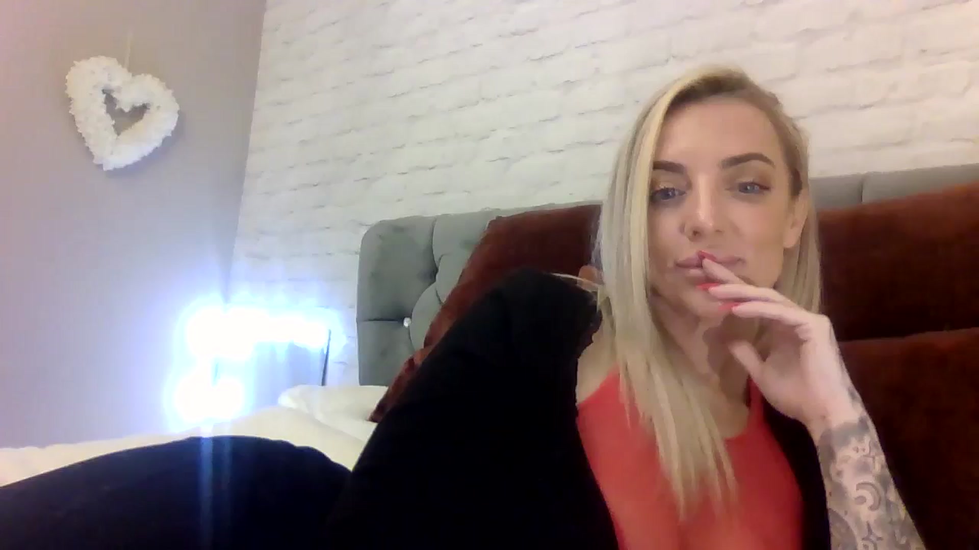 Gallery image thumbnail from Cherry_sour's myfreecams stream on, 12/18/2023, 11:52 image 8 of 20