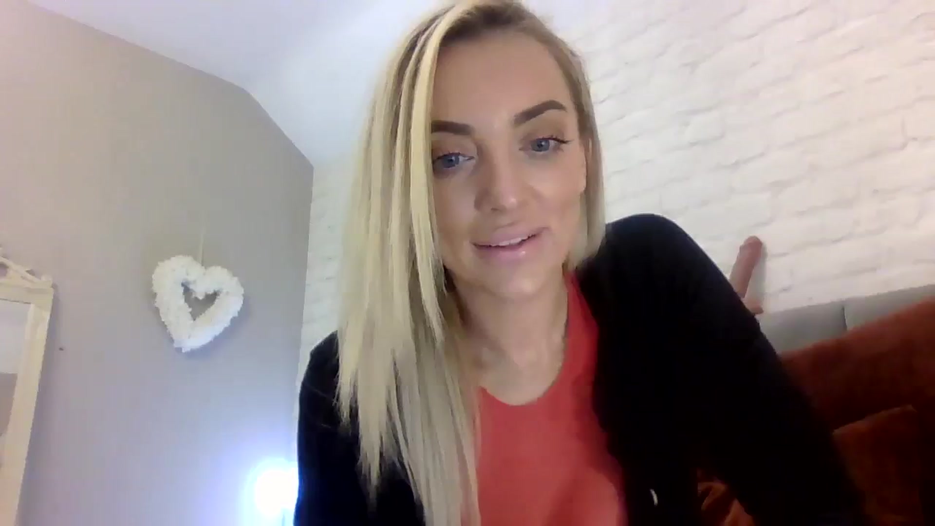 Gallery image thumbnail from Cherry_sour's myfreecams stream on, 12/18/2023, 11:52 image 16 of 20