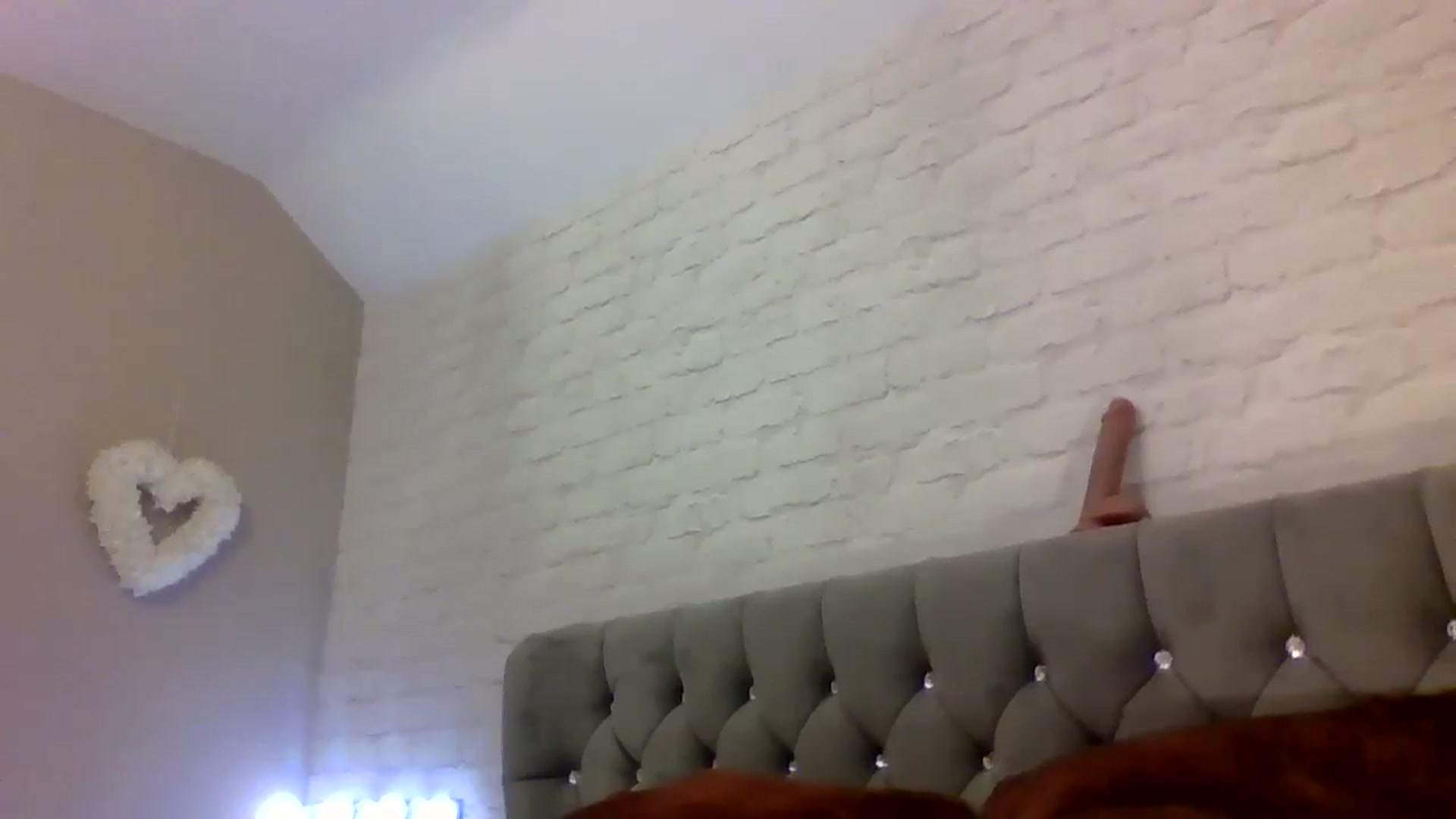 Gallery image thumbnail from Cherry_sour's myfreecams stream on, 12/20/2023, 15:18 image 19 of 20