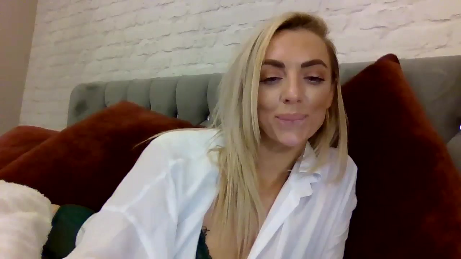 Gallery image thumbnail from Cherry_sour's myfreecams stream on, 12/29/2023, 14:03 image 6 of 20