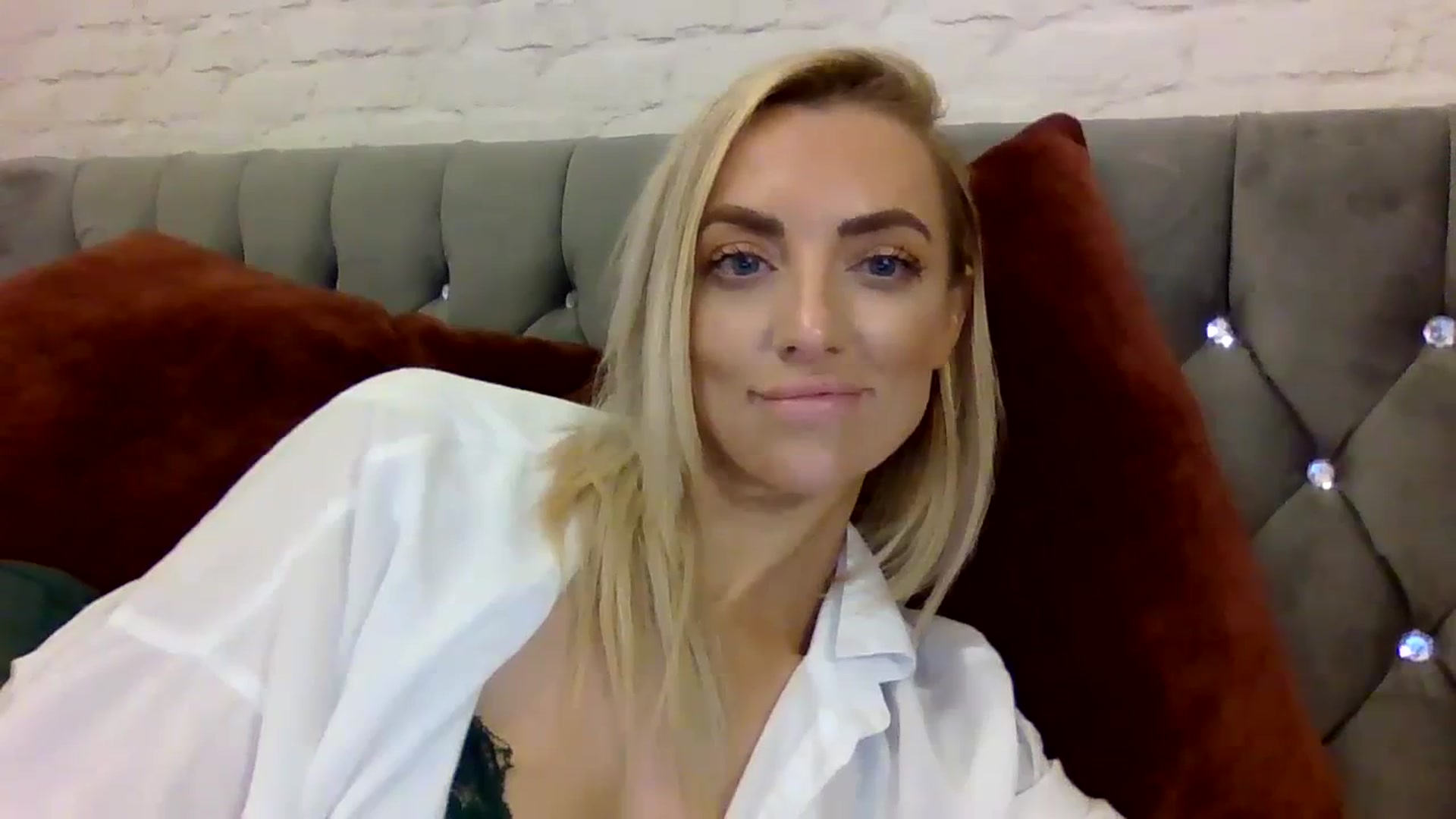 Gallery image thumbnail from Cherry_sour's myfreecams stream on, 12/29/2023, 14:03 image 4 of 20