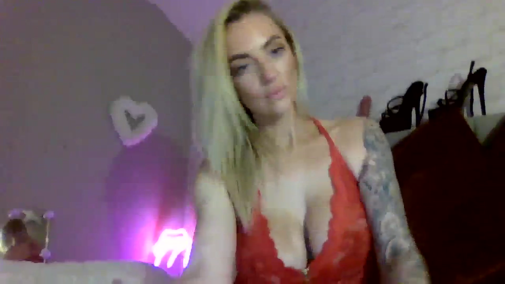 Gallery image thumbnail from Cherry_sour's myfreecams stream on, 12/29/2023, 20:49 image 3 of 20