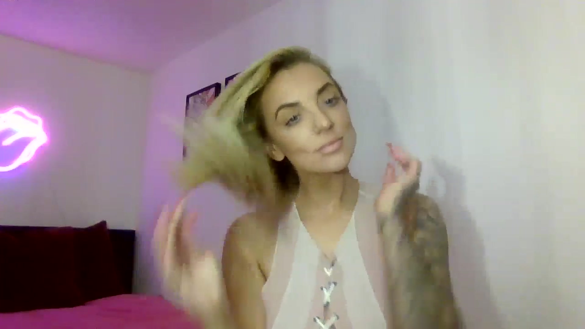 Gallery image thumbnail from Cherry_sour's myfreecams stream on, 01/03/2024, 20:15 image 18 of 20