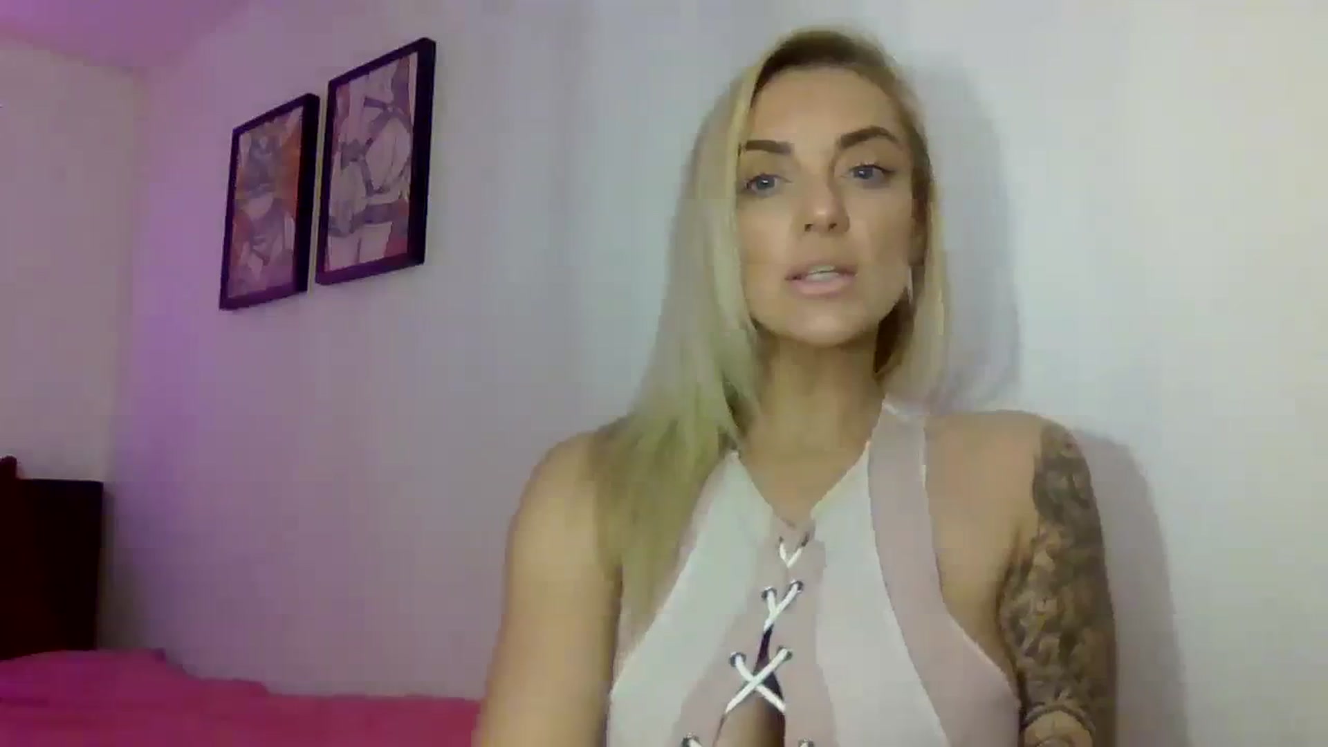 Gallery image thumbnail from Cherry_sour's myfreecams stream on, 01/03/2024, 20:15 image 10 of 20