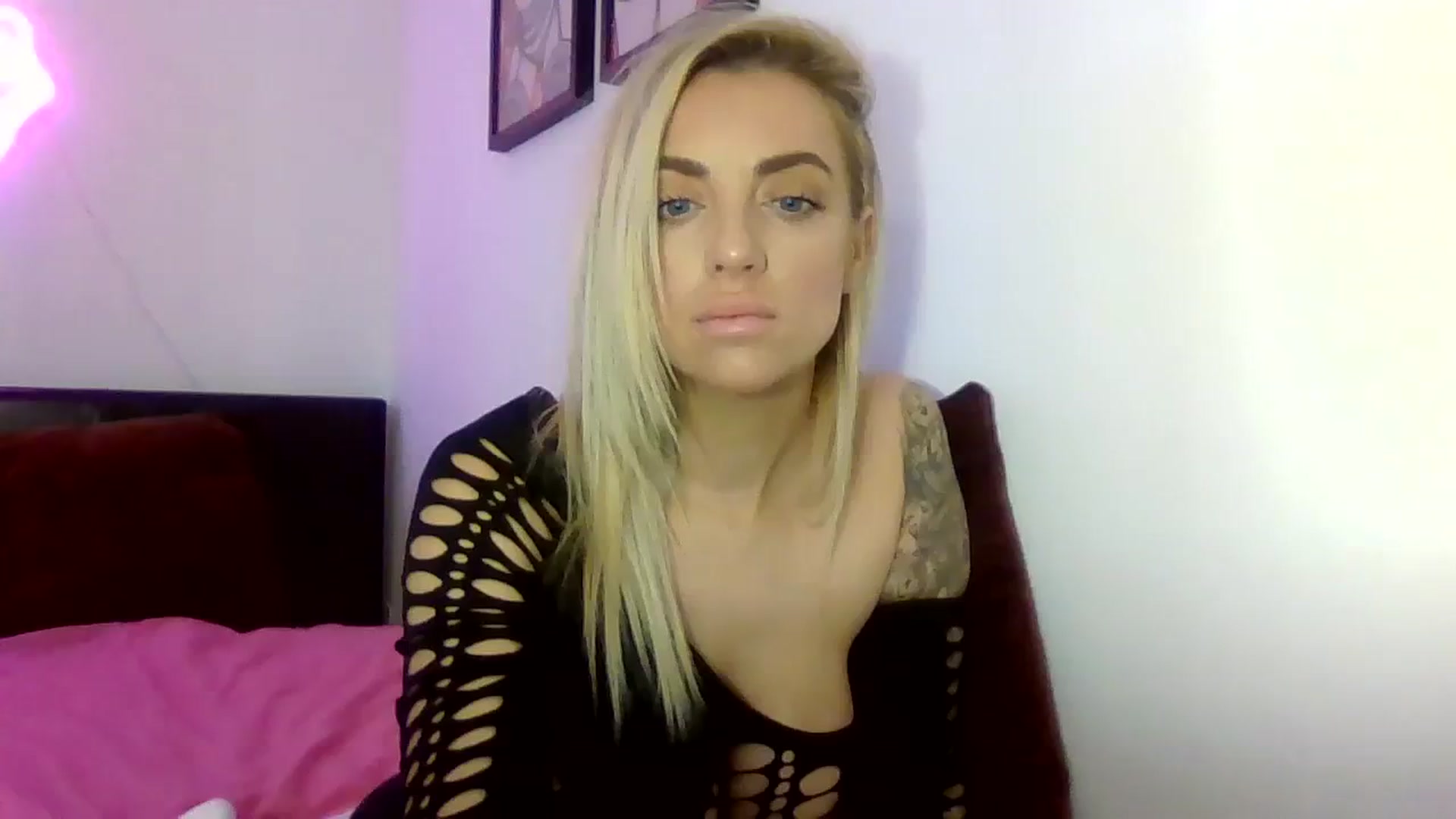 Gallery image thumbnail from Cherry_sour's myfreecams stream on, 01/04/2024, 12:46 image 2 of 20