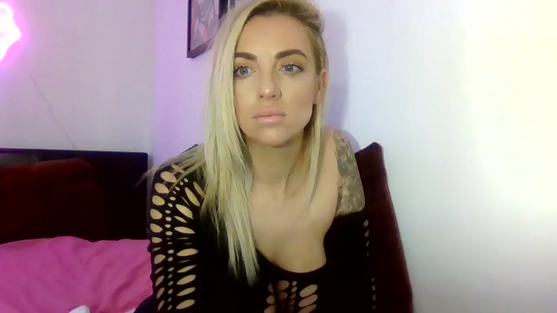 Gallery image thumbnail from Cherry_sour's myfreecams stream on, 01/04/2024, 12:46 image 3 of 20