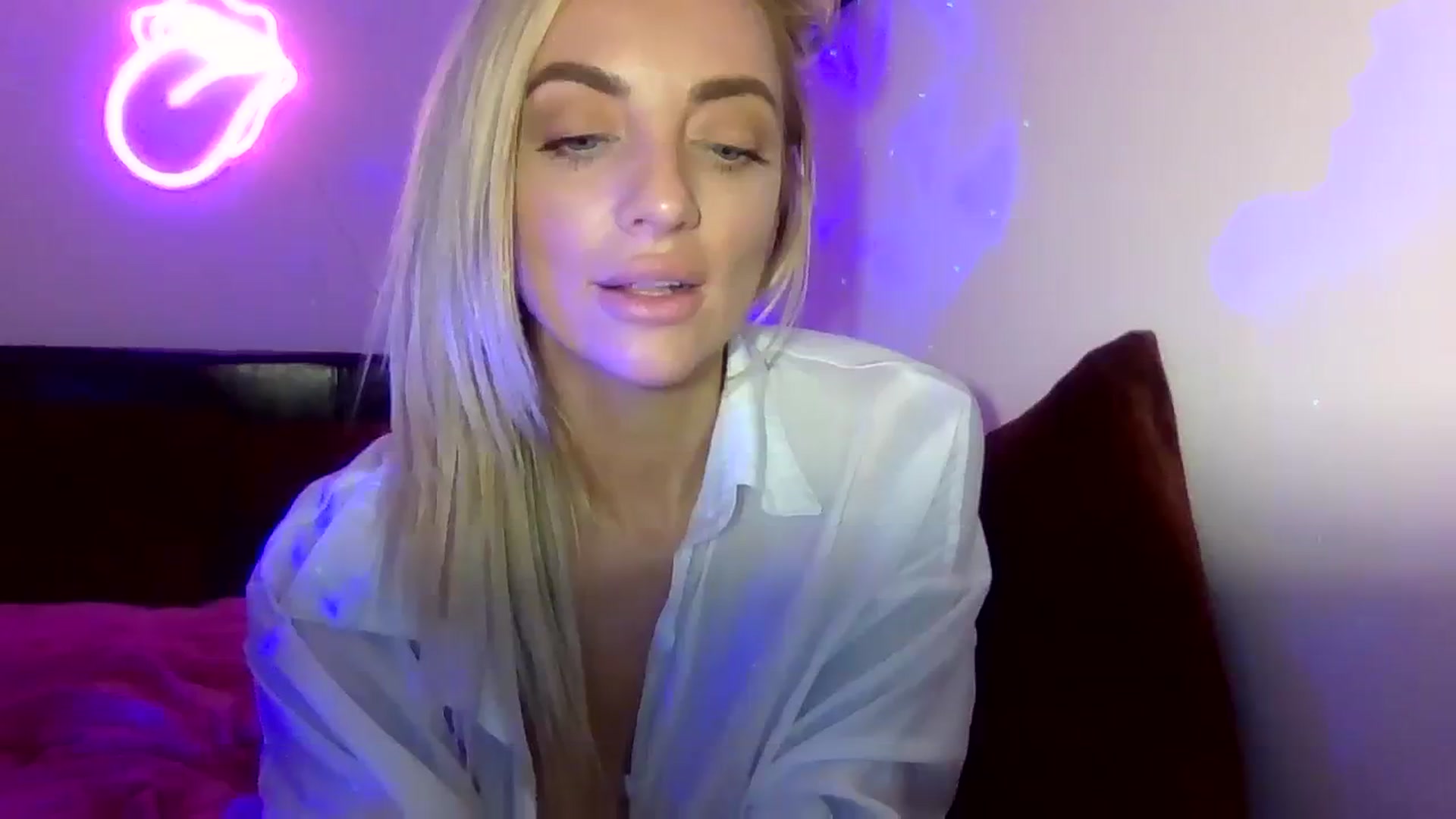 Gallery image thumbnail from Cherry_sour's myfreecams stream on, 01/04/2024, 21:05 image 19 of 20