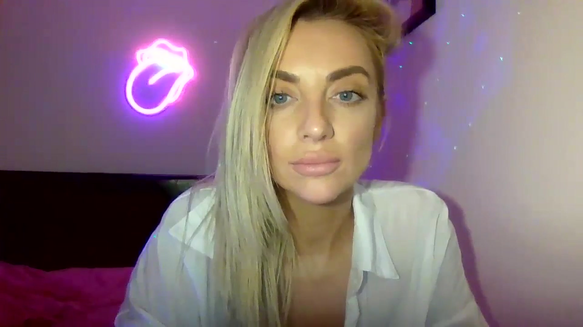 Gallery image thumbnail from Cherry_sour's myfreecams stream on, 01/04/2024, 21:38 image 16 of 20