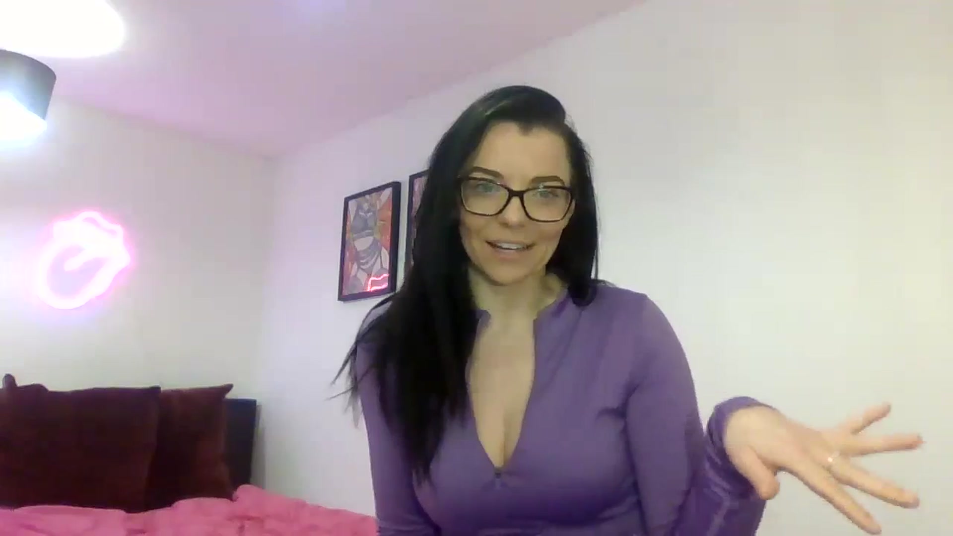 Gallery image thumbnail from Cherry_sour's myfreecams stream on, 01/05/2024, 14:24 image 6 of 20
