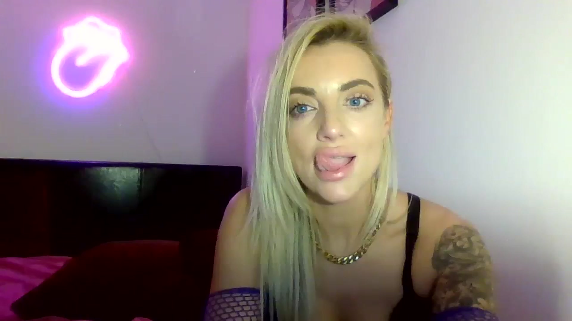 Gallery image thumbnail from Cherry_sour's myfreecams stream on, 01/05/2024, 23:21 image 20 of 20