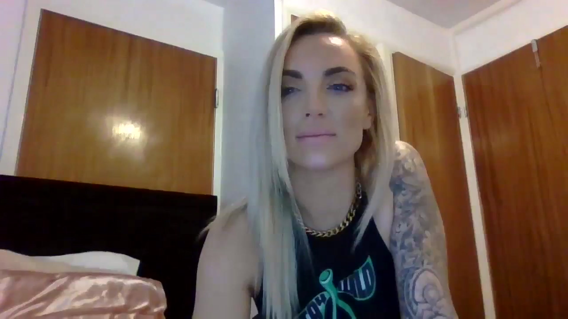 Gallery image thumbnail from Cherry_sour's myfreecams stream on, 01/09/2024, 15:18 image 9 of 20