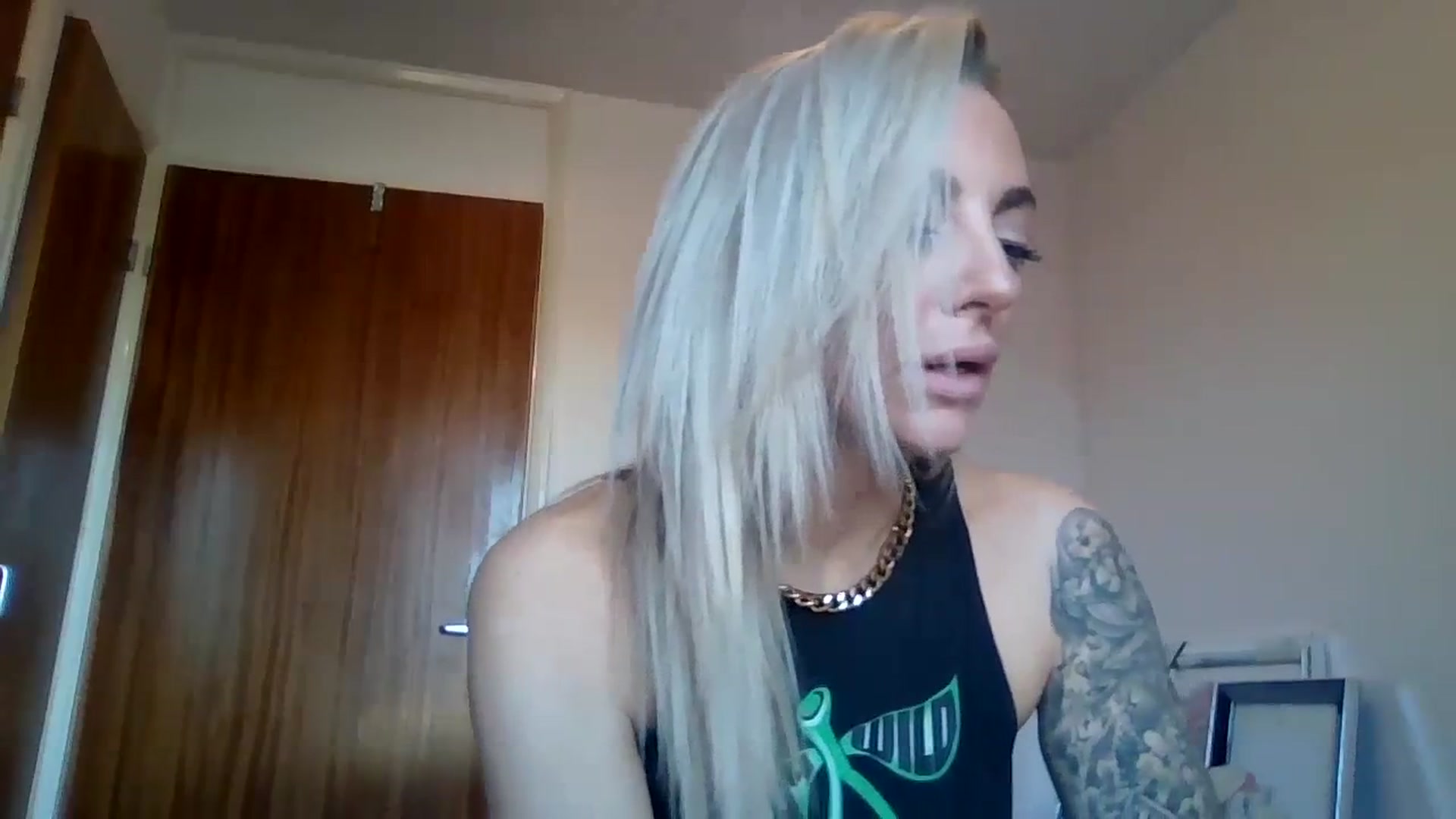 Gallery image thumbnail from Cherry_sour's myfreecams stream on, 01/09/2024, 15:18 image 12 of 20