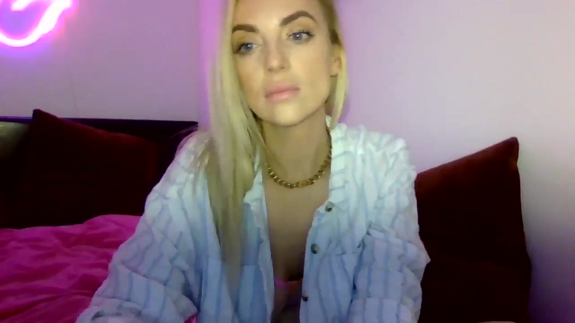 Gallery image thumbnail from Cherry_sour's myfreecams stream on, 01/09/2024, 21:10 image 7 of 20