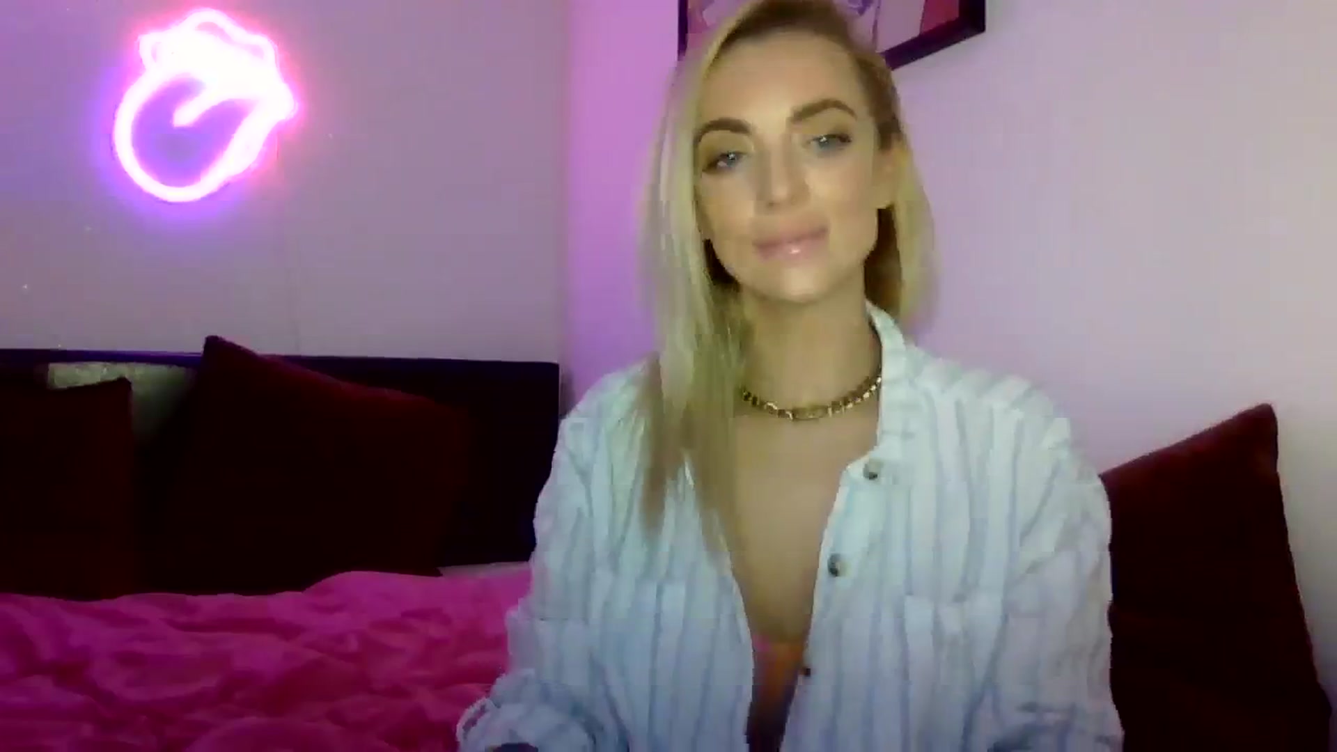 Gallery image thumbnail from Cherry_sour's myfreecams stream on, 01/09/2024, 21:10 image 10 of 20