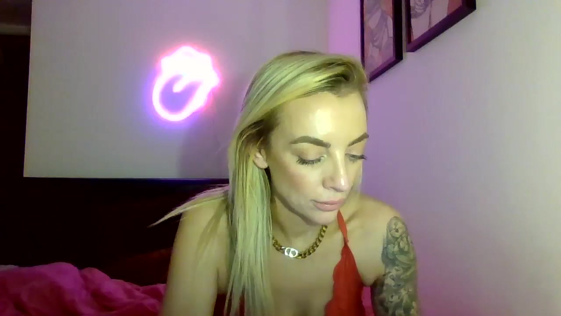 Gallery image thumbnail from Cherry_sour's myfreecams stream on, 01/11/2024, 23:11 image 8 of 20