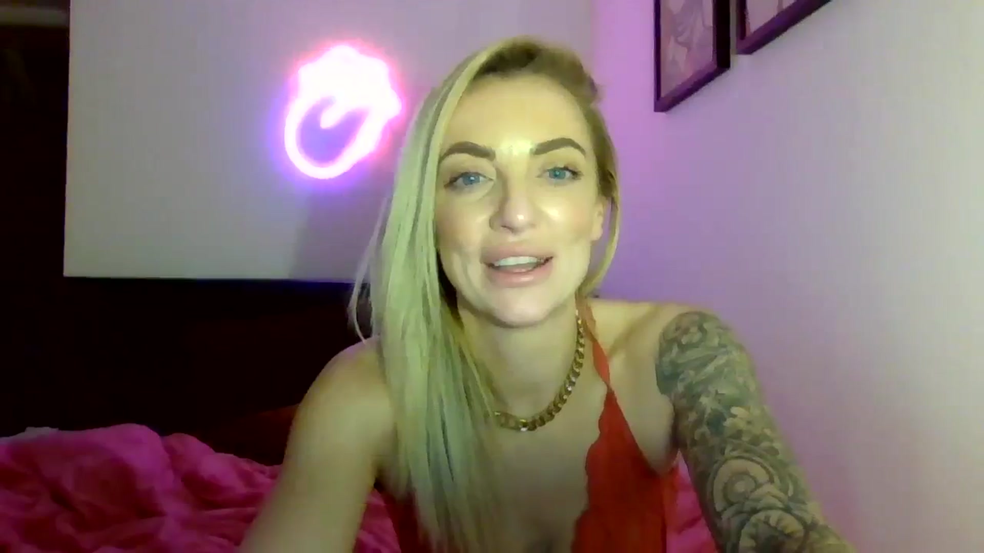 Gallery image thumbnail from Cherry_sour's myfreecams stream on, 01/11/2024, 23:11 image 13 of 20
