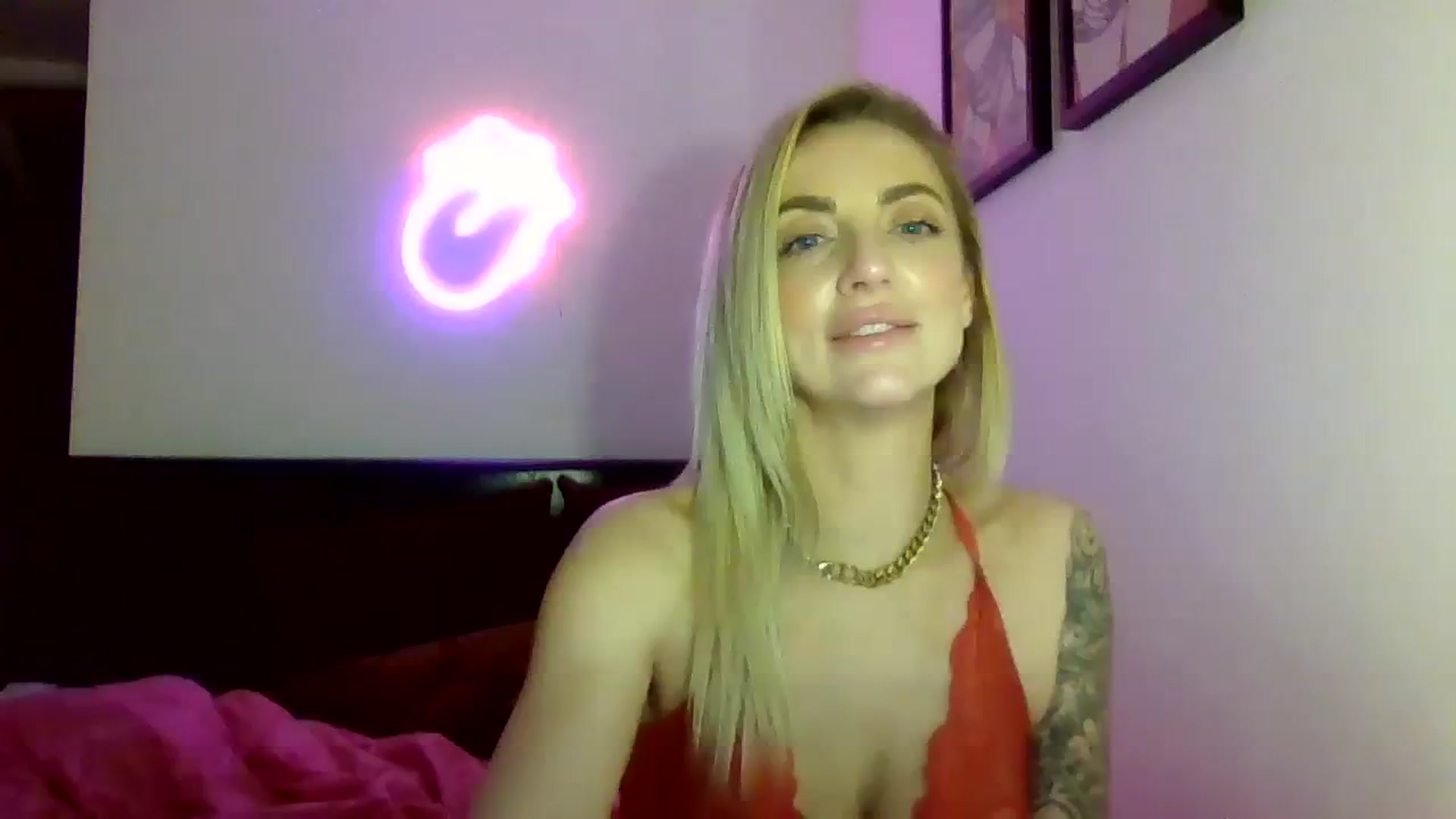 Gallery image thumbnail from Cherry_sour's myfreecams stream on, 01/11/2024, 23:11 image 12 of 20