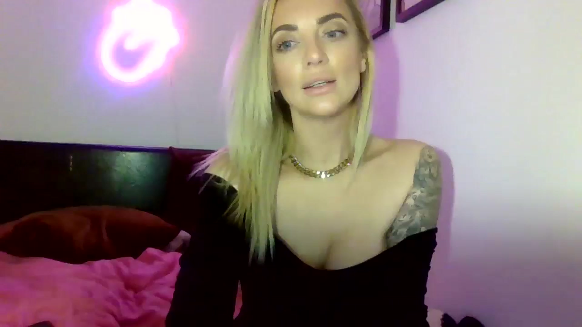 Gallery image thumbnail from Cherry_sour's myfreecams stream on, 01/12/2024, 23:24 image 11 of 20