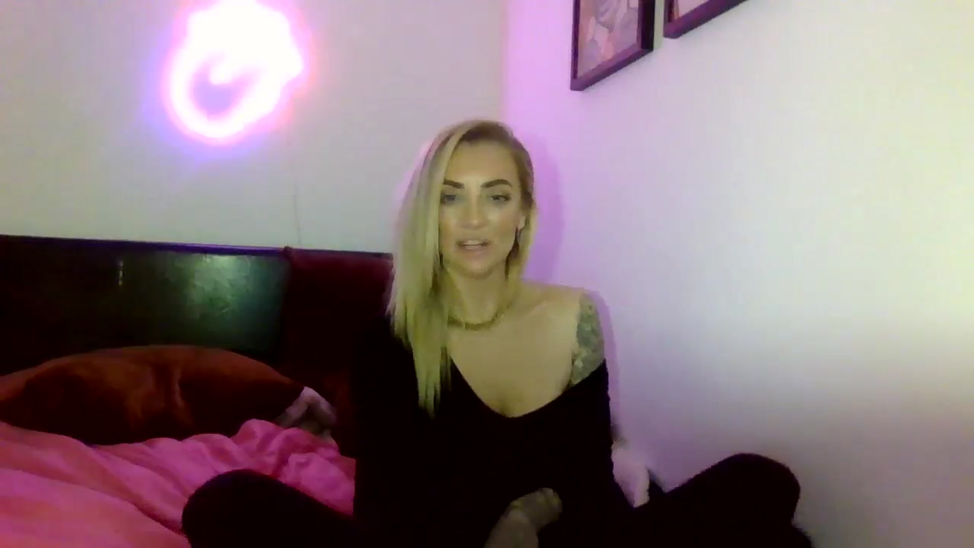 Gallery image thumbnail from Cherry_sour's myfreecams stream on, 01/12/2024, 23:24 image 10 of 20