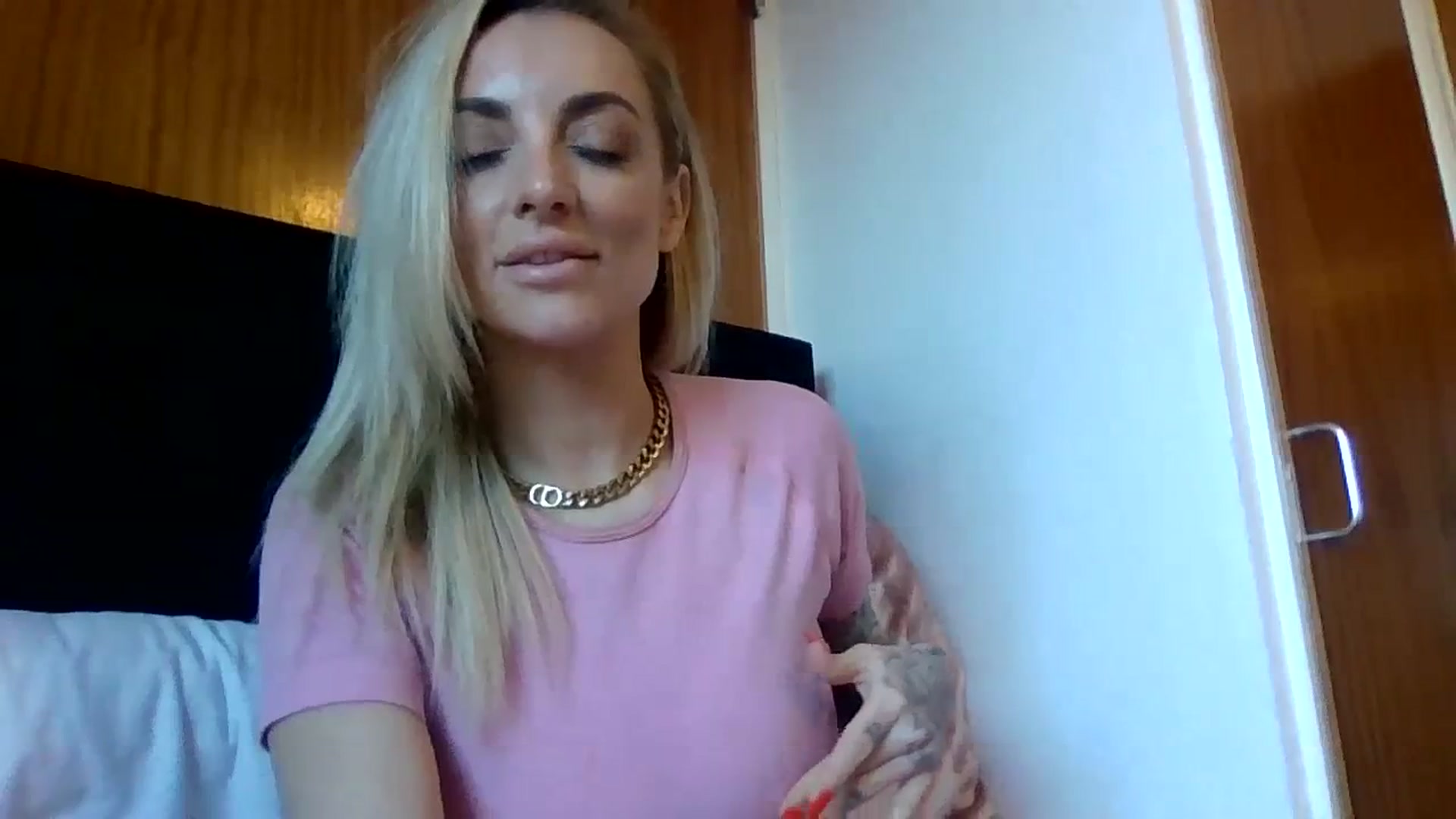 Gallery image thumbnail from Cherry_sour's myfreecams stream on, 01/15/2024, 15:51 image 3 of 20