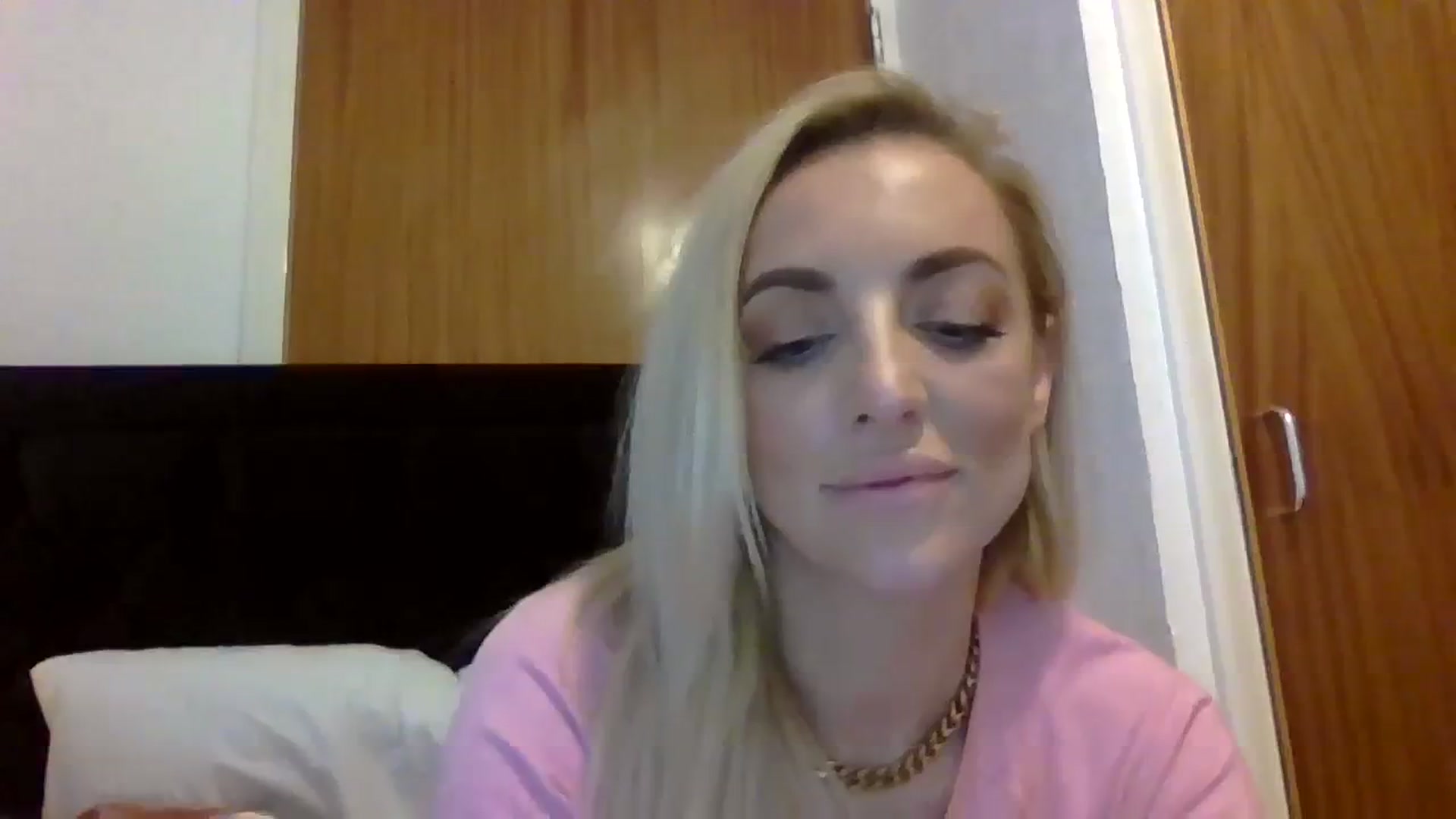 Gallery image thumbnail from Cherry_sour's myfreecams stream on, 01/15/2024, 15:51 image 10 of 20