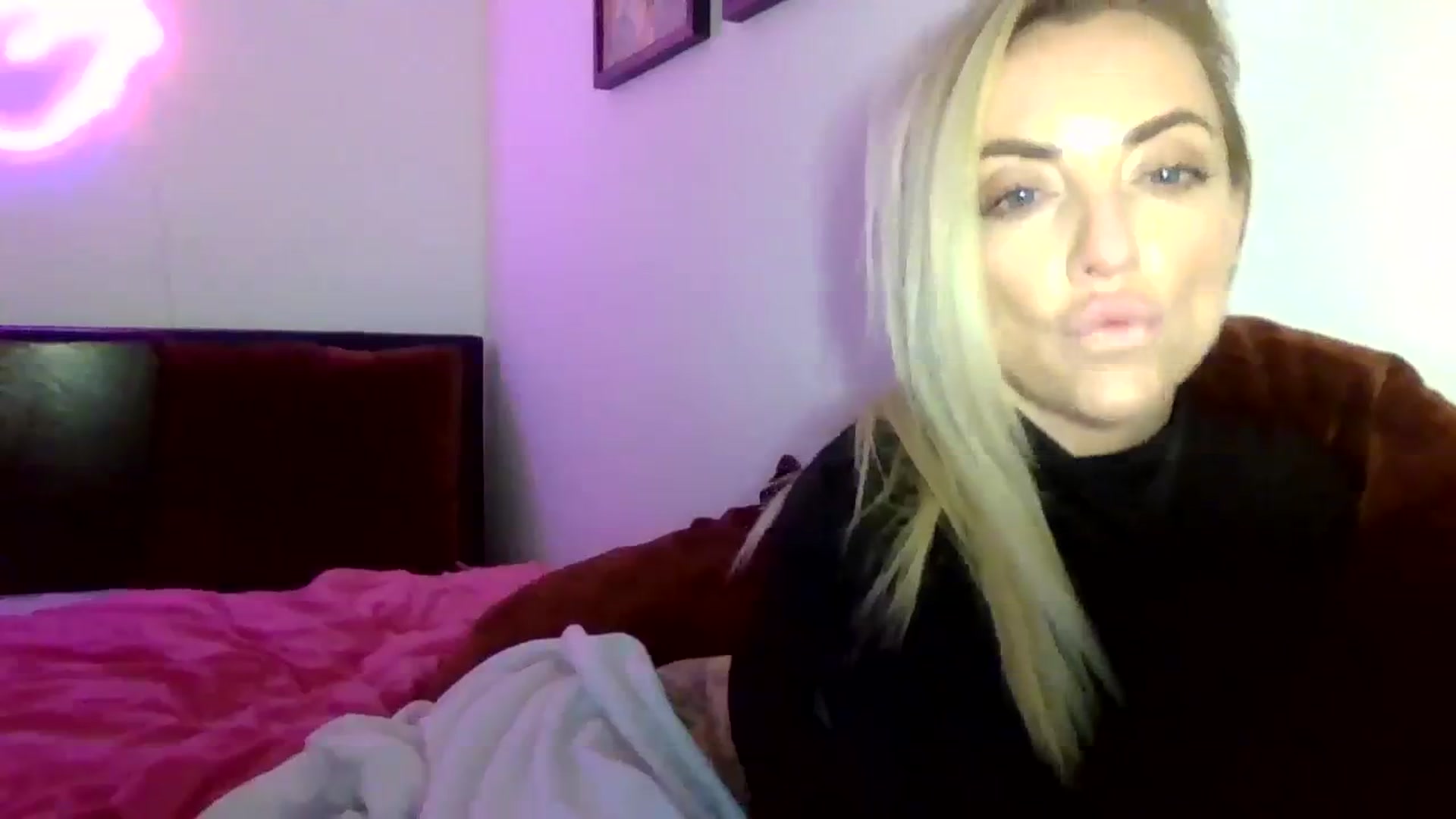 Gallery image thumbnail from Cherry_sour's myfreecams stream on, 01/16/2024, 21:24 image 4 of 20