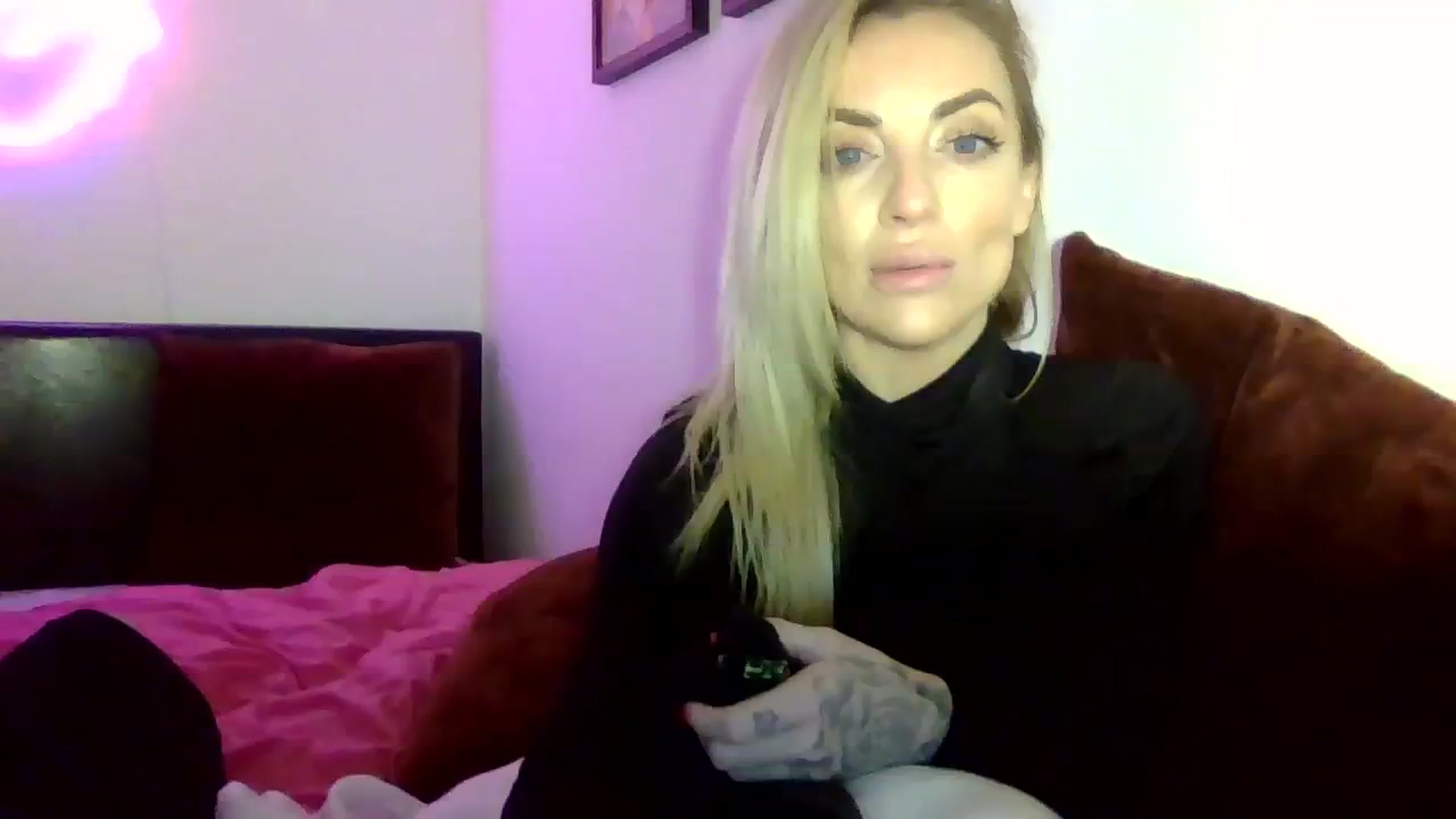Gallery image thumbnail from Cherry_sour's myfreecams stream on, 01/16/2024, 21:24 image 1 of 20