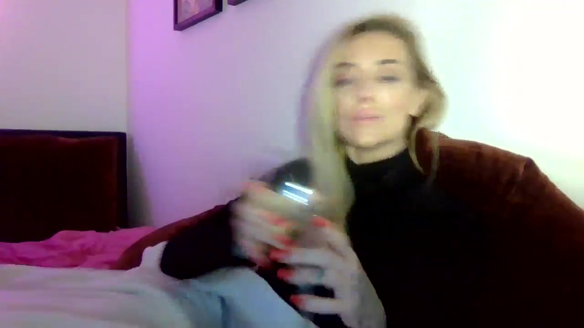 Gallery image thumbnail from Cherry_sour's myfreecams stream on, 01/16/2024, 21:24 image 8 of 20
