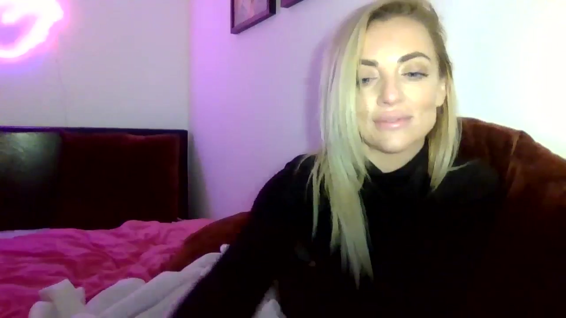 Gallery image thumbnail from Cherry_sour's myfreecams stream on, 01/16/2024, 21:24 image 2 of 20